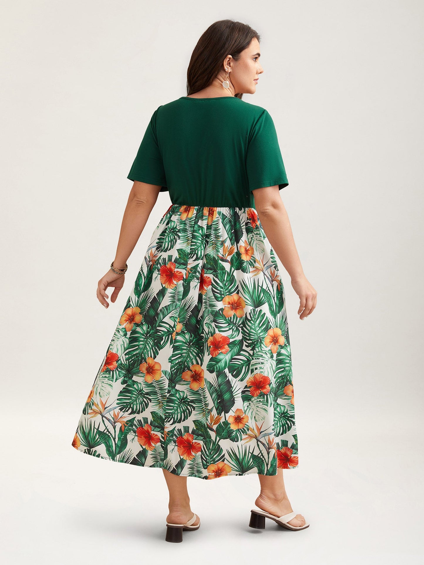 Blooming Flowers Panelled Pockets Midi Dress